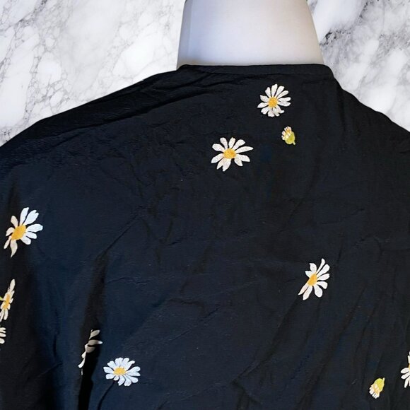 Madewell Lazy Daisies Sash Tie Wrap Top - Picture 7 of 12